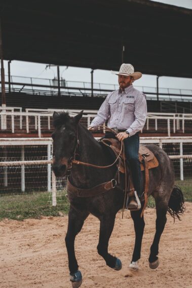 Barrett Houser Texas Ranch Sales Associate Image 2