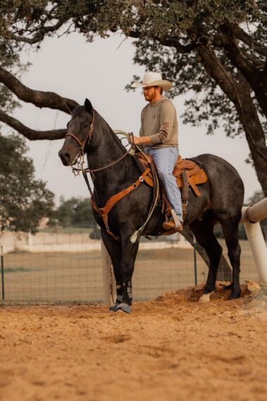 Barrett Houser Texas Ranch Sales Associate Image 5