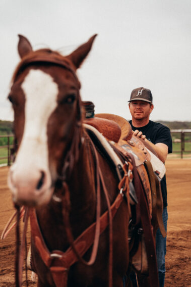 Barrett Houser Texas Ranch Sales Associate Image 10
