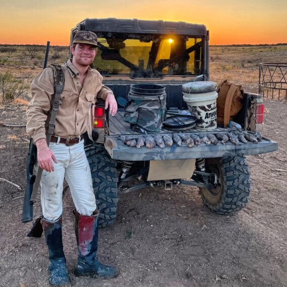 Levi Metten Texas Ranch Sales Associate Image 4