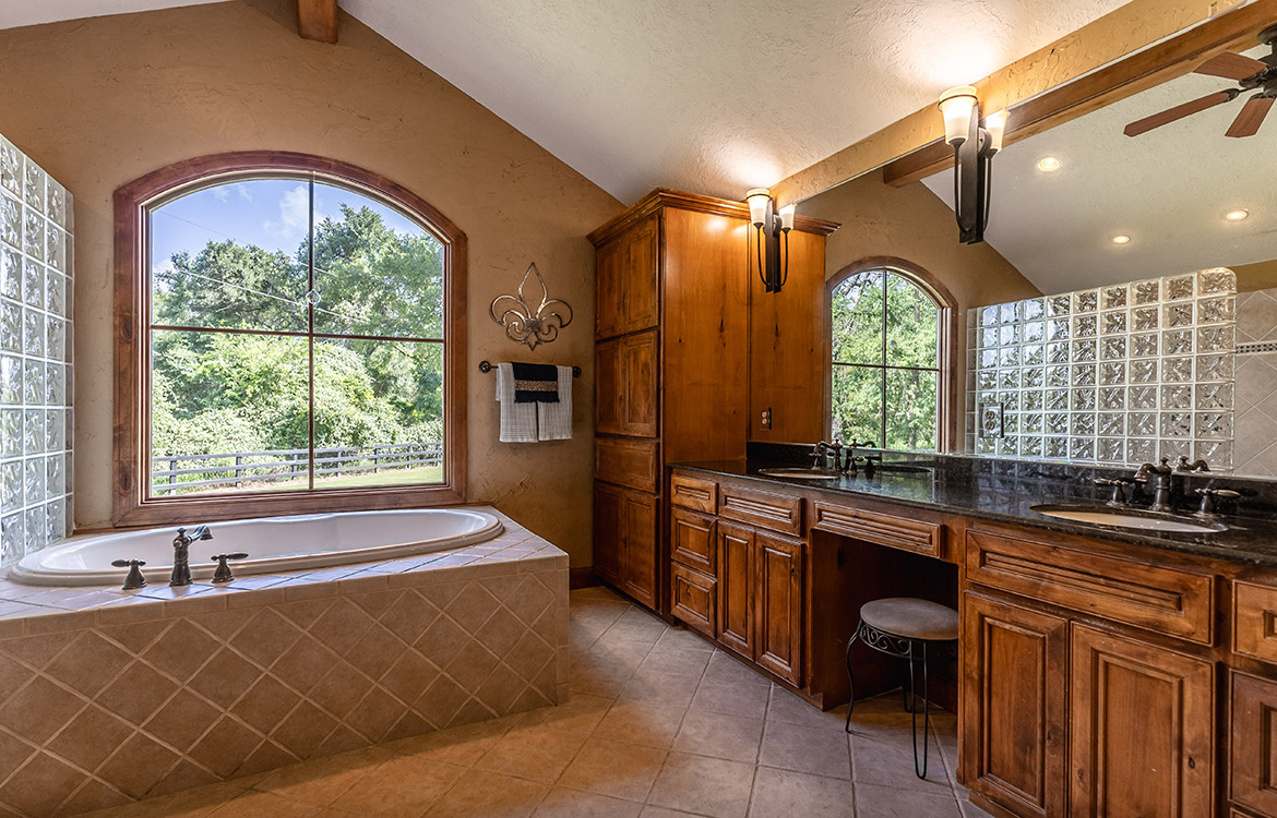Wind Dancer Ranch & Retreat 21 Acre Horse Property For Sale Image 7