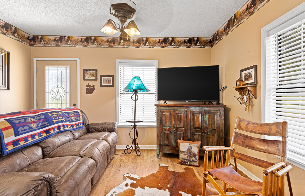 Estep Ranch 5 Acre Horse Property For Sale In Smith County Image 2