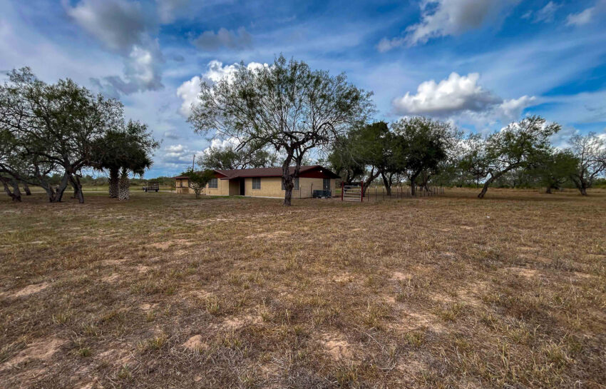 Sky Field Ranch 20 Acre Ranch For Sale in Brooks County Texas Image 1
