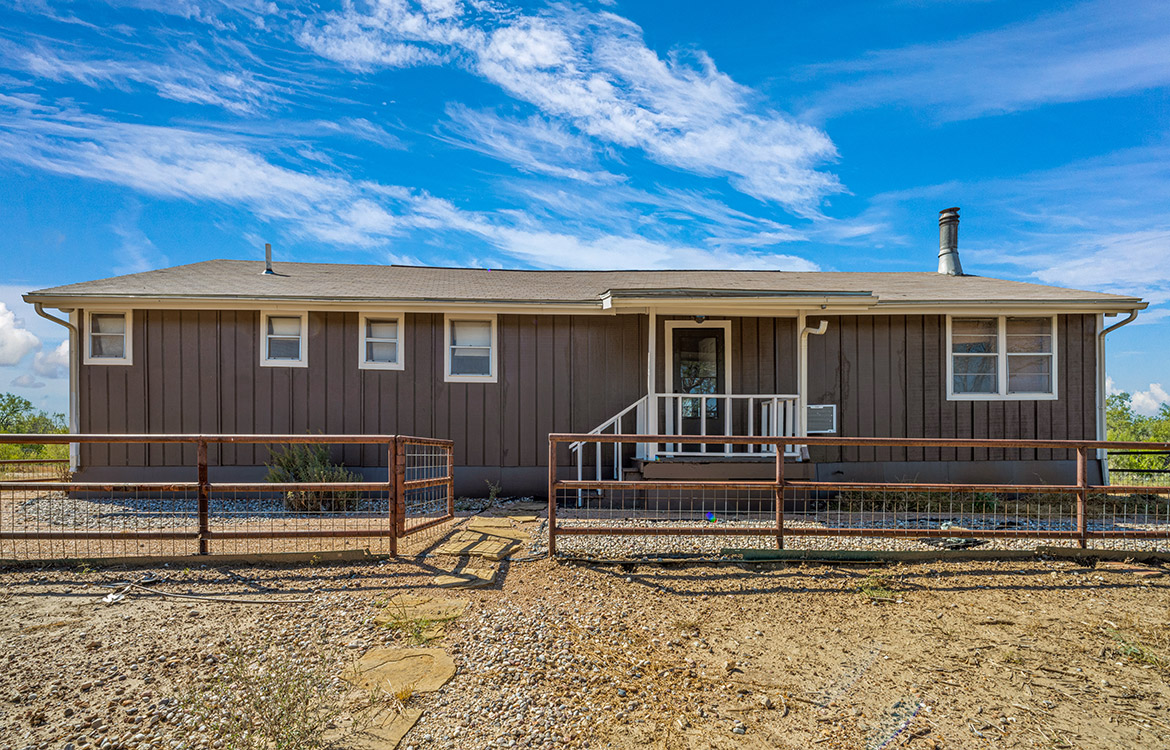 Bigfoot Ranch 1161 Acre Ranch For Sale In Frio County Image 4