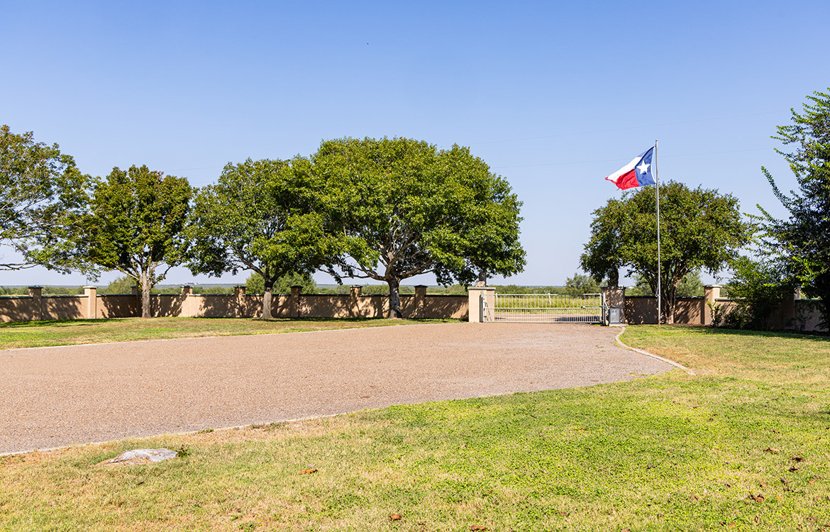 Ship Ranch 1198 Acre Ranch For Sale In Webb County Image 11