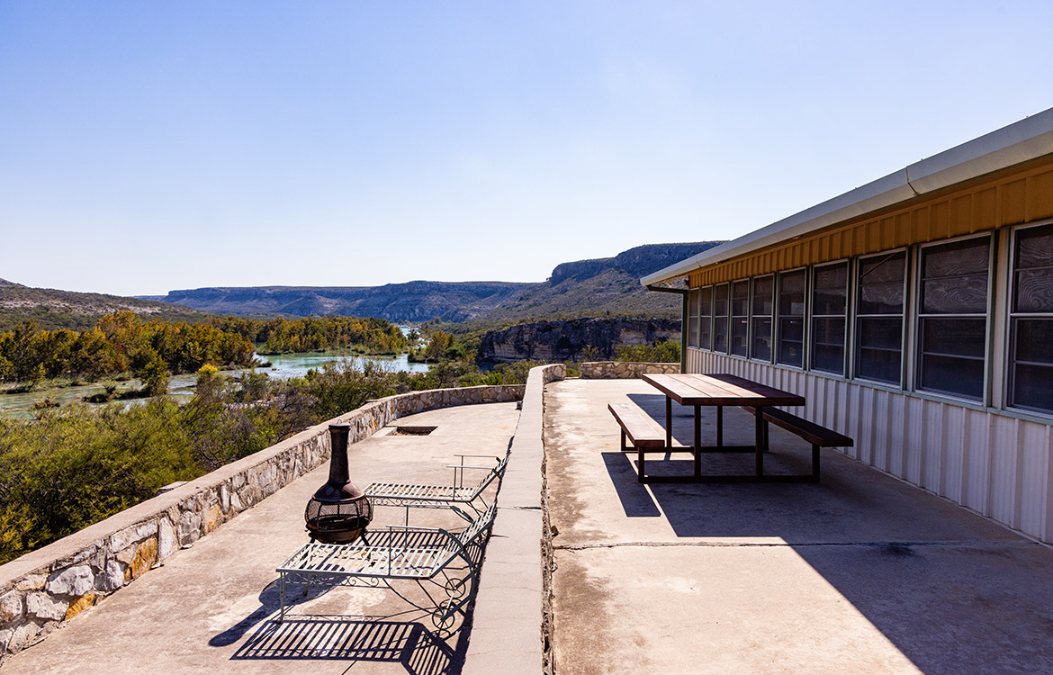 Devils River Eagles Nest Hideaway 65 Acres Val Verde County Image 1