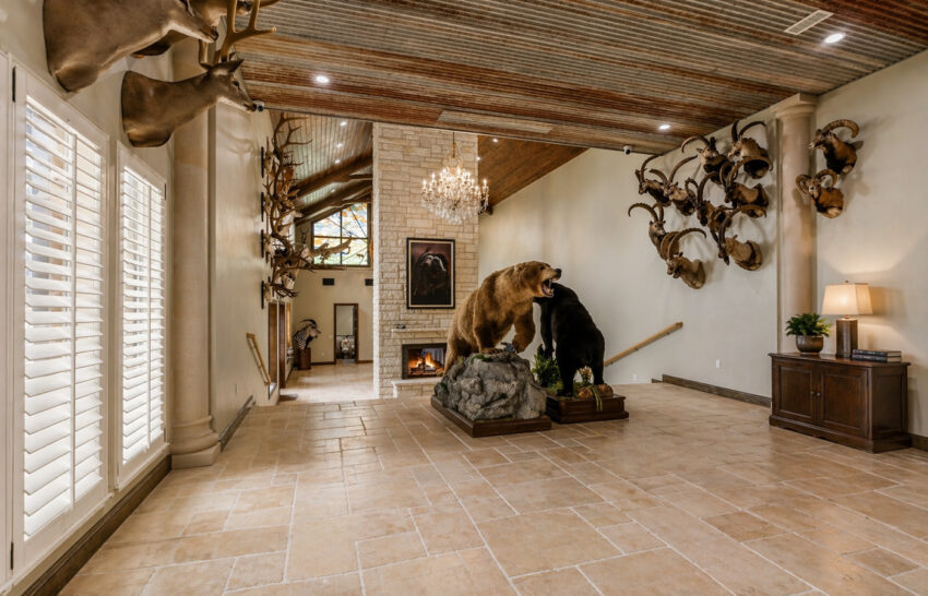 Williams Estate 8 Acre Property for Sale in Midland, Texas Image 13