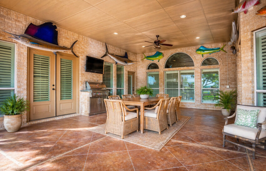 Williams Estate 8 Acre Property for Sale in Midland, Texas Image 6