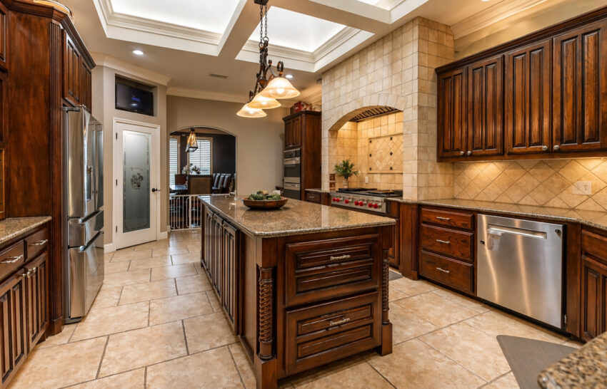 Williams Estate 8 Acre Property for Sale in Midland, Texas Image 9