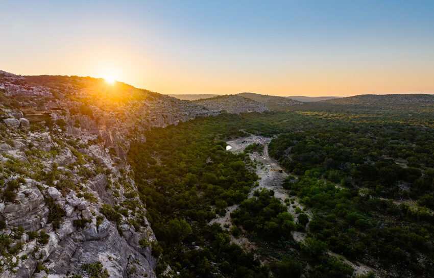 Rodeo Ranch 3103 Acre Ranch For Sale In Val Verde County Image 1